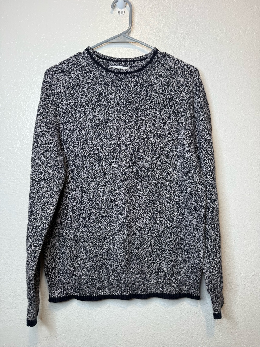 Goodfellow Men's Black and Gray Speckled Crewneck Sweater Size M Academia Casual